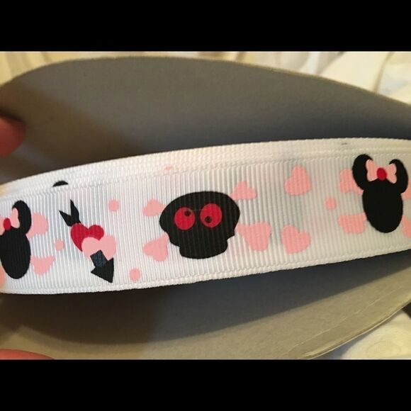 grosgrain Ribbon NEW 5 yards Minnie Mouse skulls Jolly Roger bow Halloween NEW - Picture 6 of 6